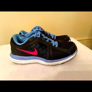 Nike Workout shoe. 6/12